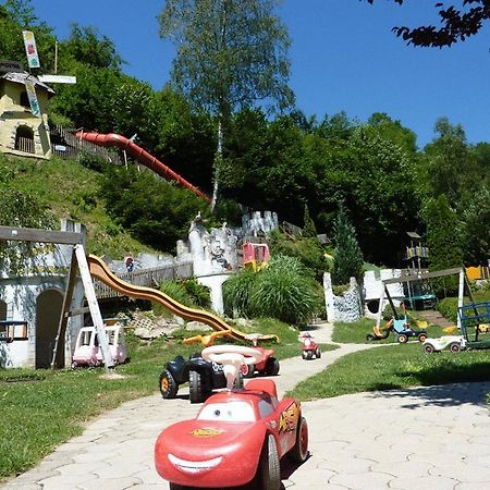 Smileys Kinderhotel Trebesing Dış mekan fotoğraf