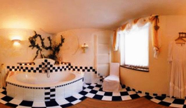 Smileys Kinderhotel Trebesing Dış mekan fotoğraf