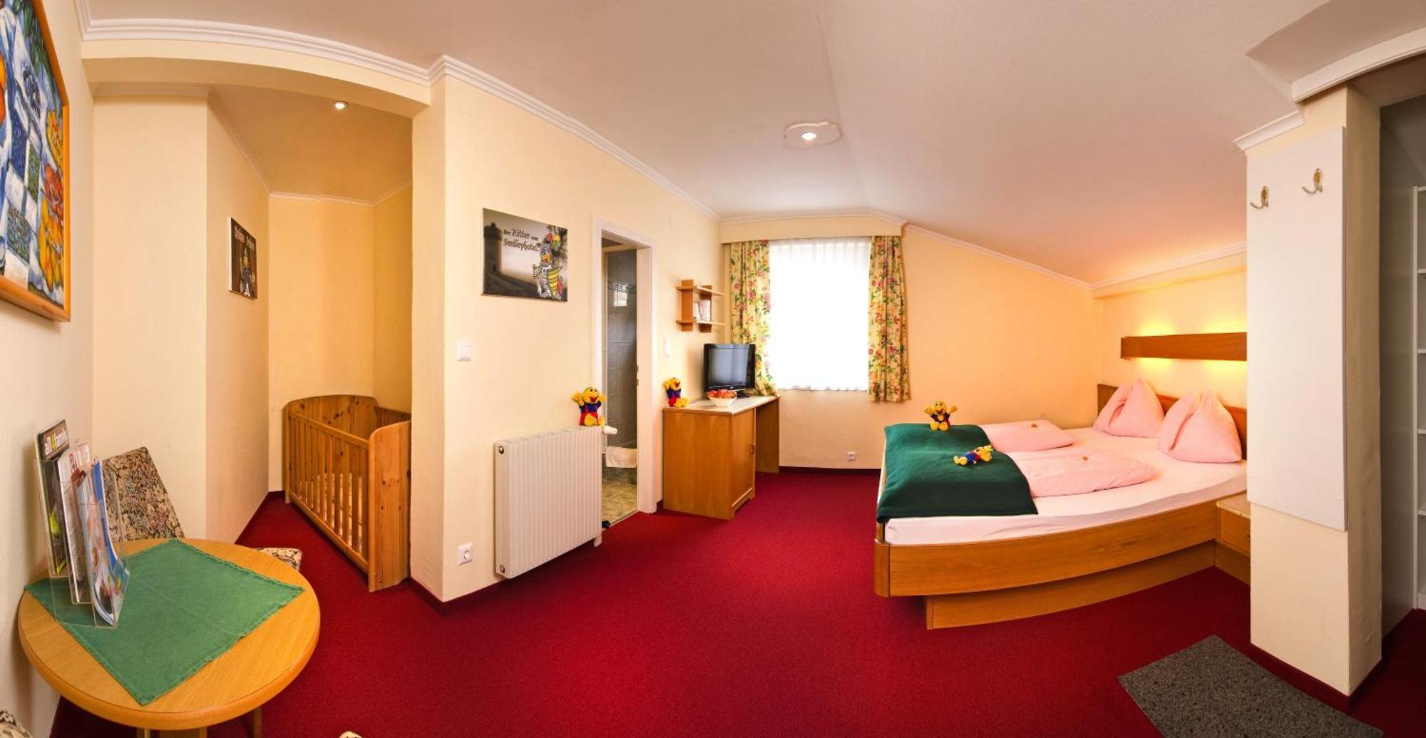 Smileys Kinderhotel Trebesing Dış mekan fotoğraf