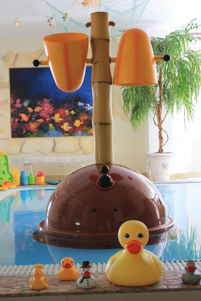 Smileys Kinderhotel Trebesing Dış mekan fotoğraf