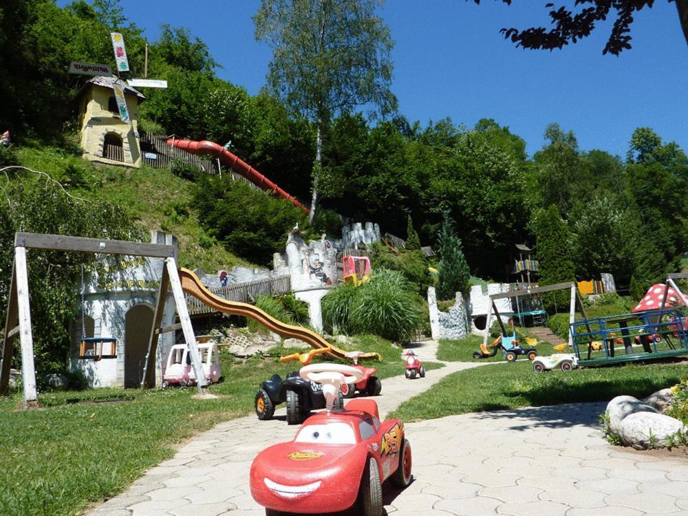 Smileys Kinderhotel Trebesing Dış mekan fotoğraf