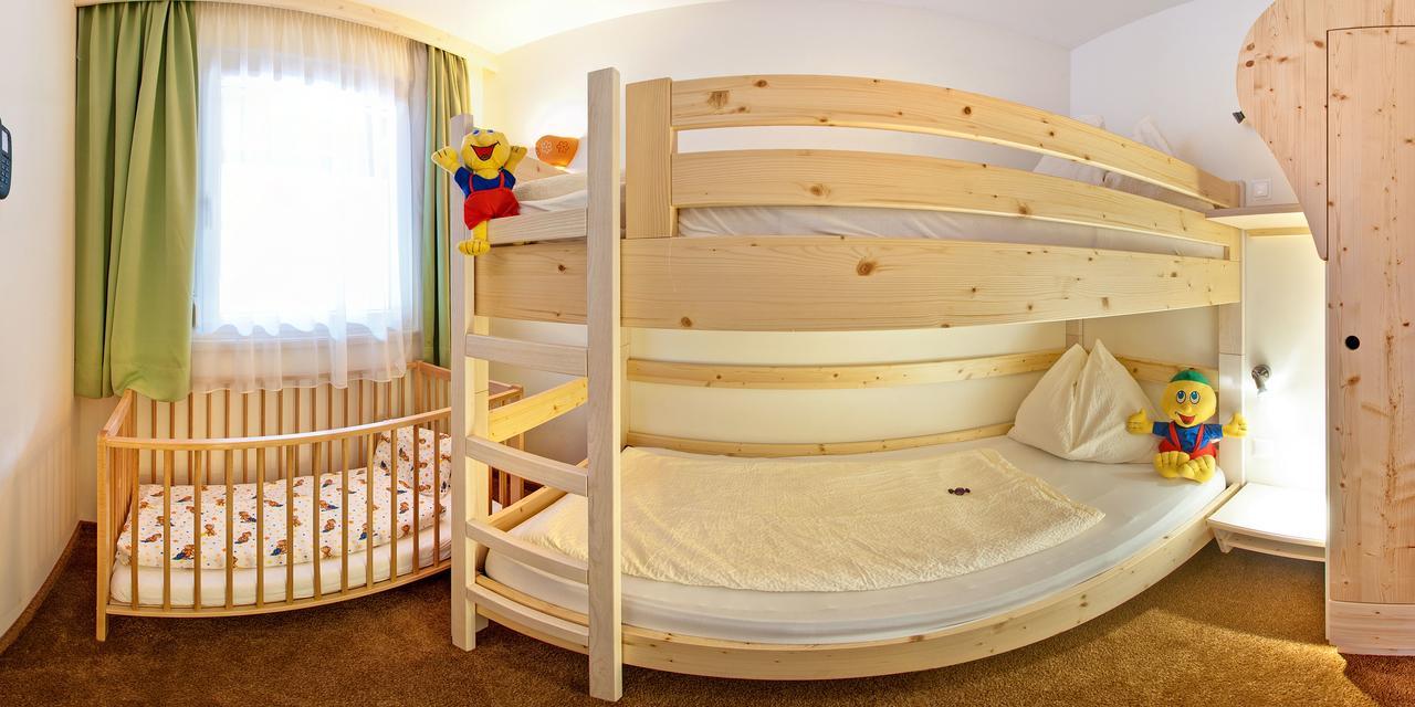 Smileys Kinderhotel Trebesing Dış mekan fotoğraf