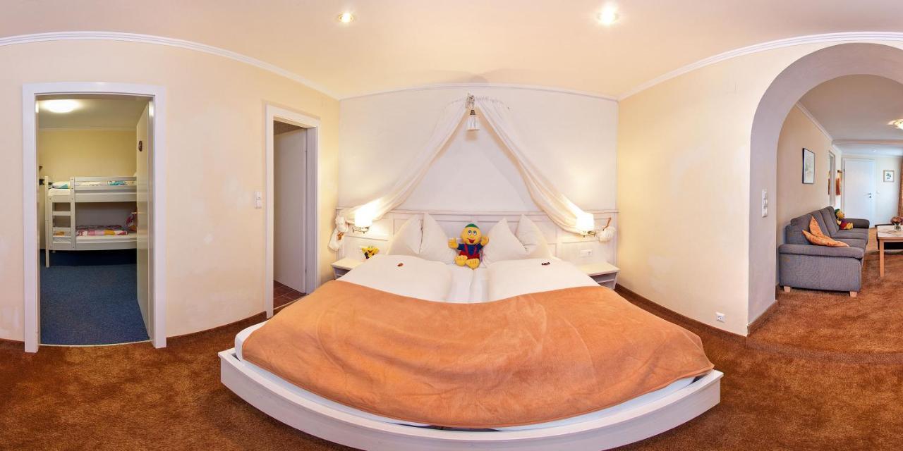 Smileys Kinderhotel Trebesing Dış mekan fotoğraf